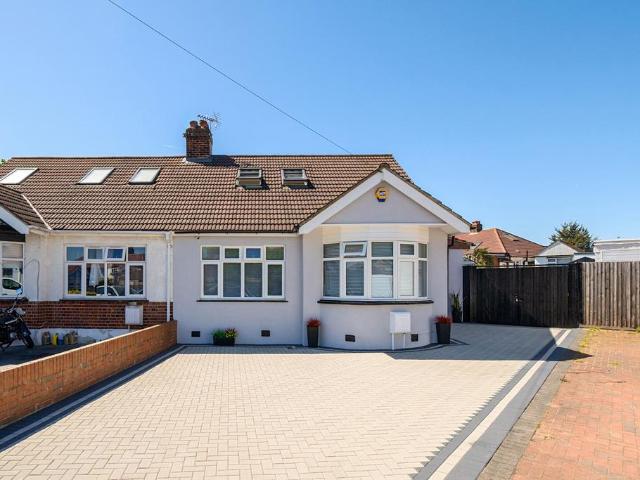 Bungalow for sale in London Borough of Ealing, Greater London