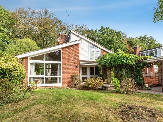 Bungalow for sale in Heath End, Basingstoke and Deane