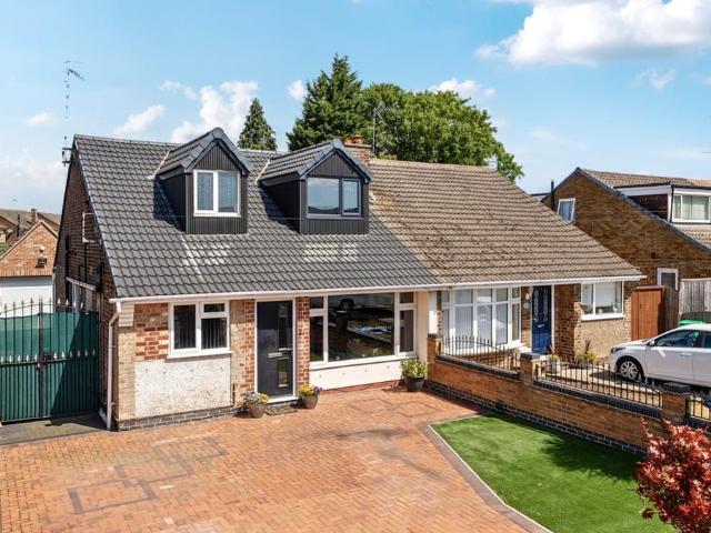 Bungalow for sale in Silverdale, Haddon