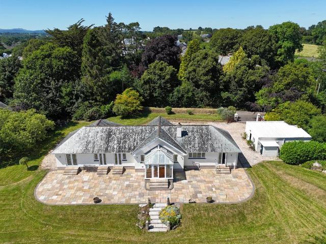 Bungalow for sale in St Stephens, Daw's House