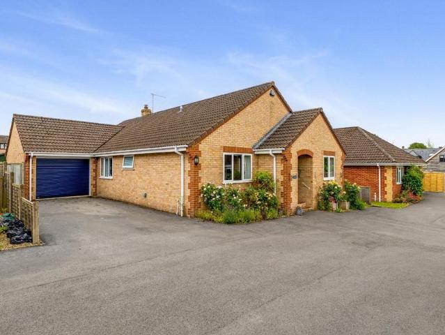Bungalow for sale in Wiltshire