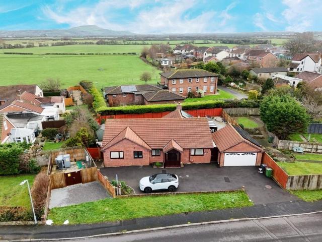 Bungalow for sale in Burnham-on-Sea and Highbridge, Burnham-on-sea