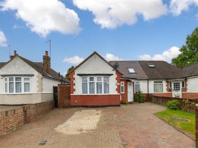 Bungalow for sale in Spring Park, Luton