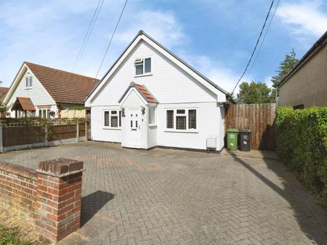 Bungalow for sale in Wickford