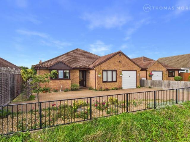 Bungalow for sale in Huntingdon