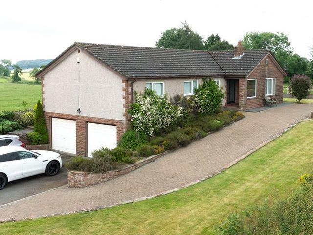 Bungalow for sale