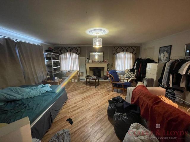 Bungalow for sale in Emerson Park, Greater London