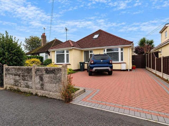 Bungalow for sale in Clacton-on-Sea, Tendring