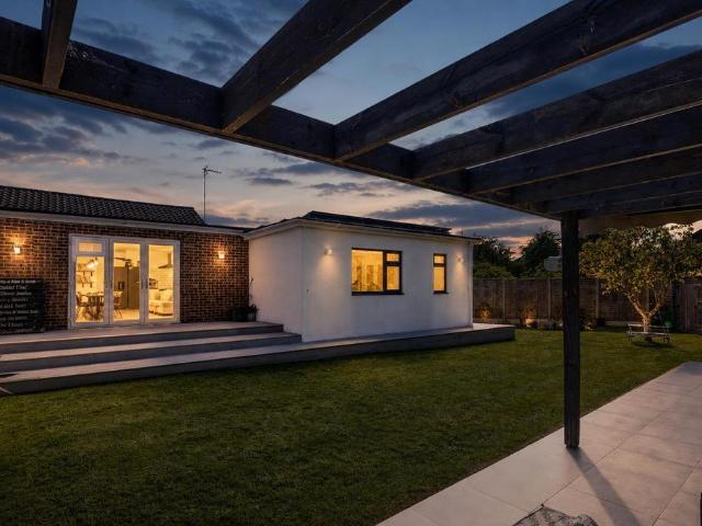 Bungalow for sale in Perryfields, West Sussex