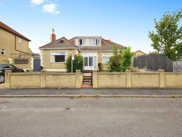 Bungalow for sale in Kingswood, South Gloucestershire