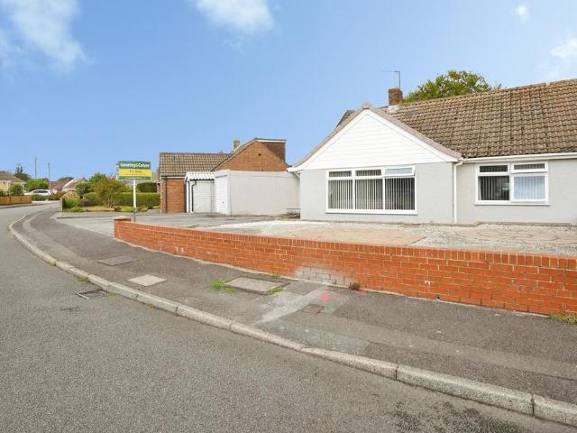 Bungalow for sale in Ash, Kent