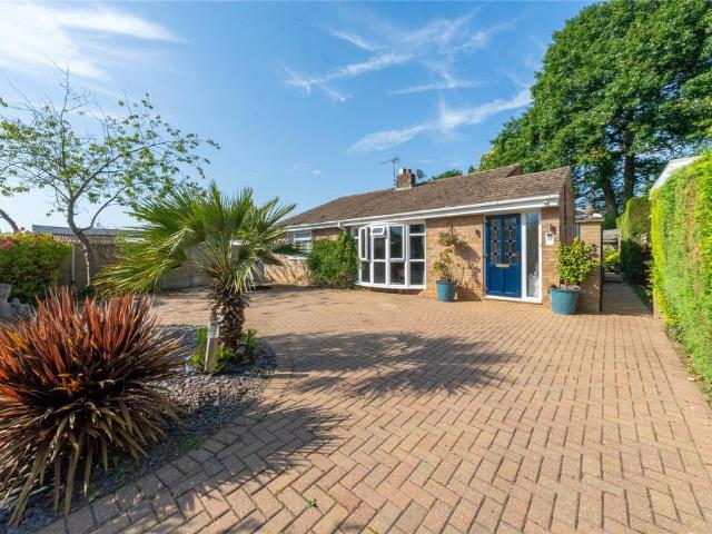 Bungalow for sale in Langley Heath, Maidstone