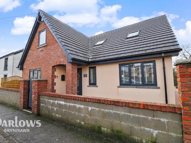 Bungalow for sale in Sirhowy