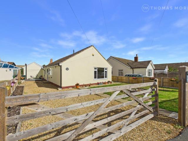Bungalow for sale in Offord Darcy, Huntingdon