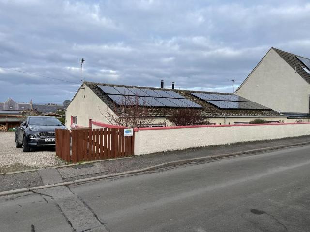 Bungalow for sale in Aberdeen