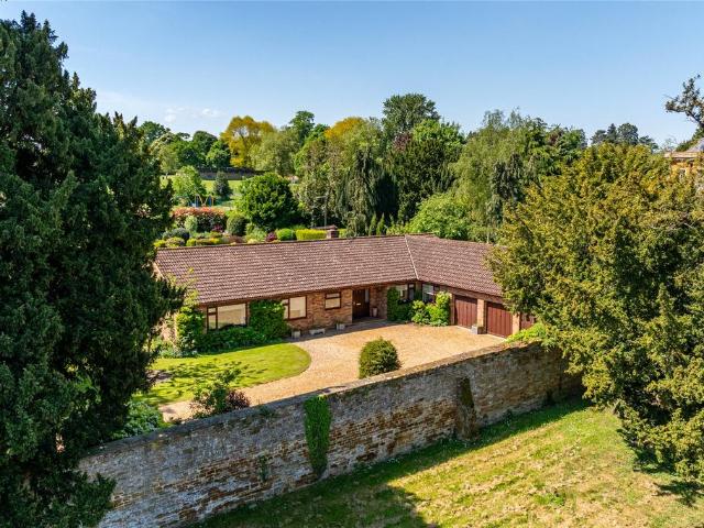 Bungalow for sale in Dallington, Northampton