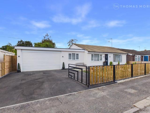 Bungalow for sale in Huntingdon, Cambridgeshire
