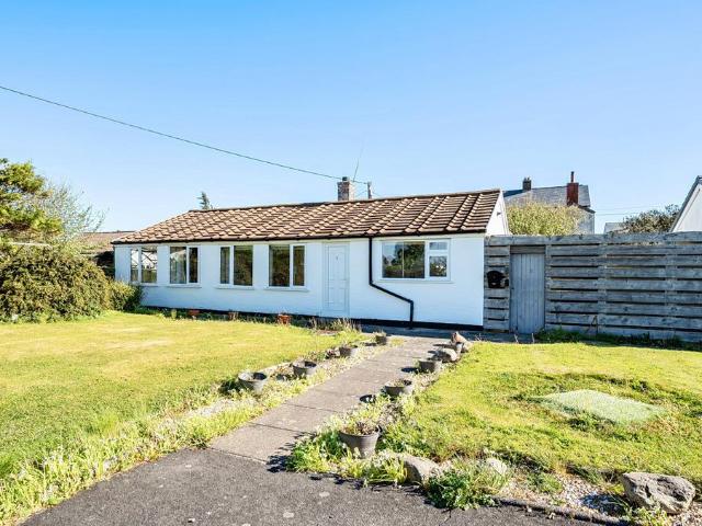 Bungalow for sale in Tywyn, Wales