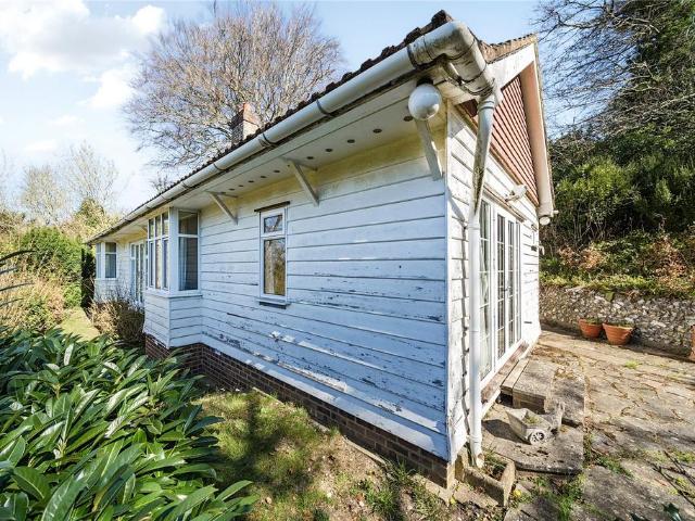 Bungalow for sale in Aperfield, Greater London