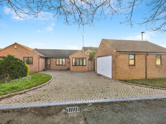 Bungalow for sale in Oakwood, East Midlands