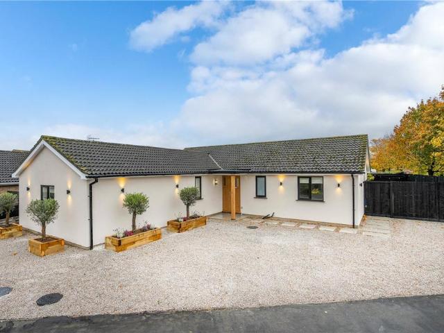 Bungalow for sale in Bourne, South Kesteven