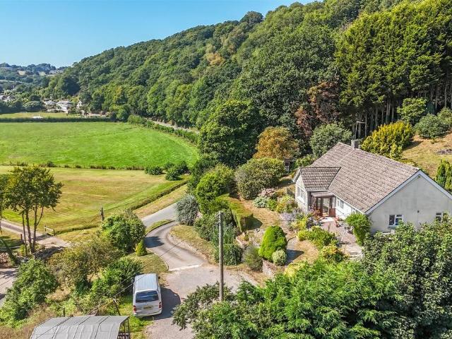 Bungalow for sale in Brandis Corner, Devon