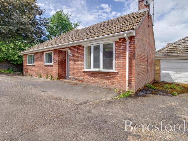 Bungalow for sale in Hythe, Fordham Heath