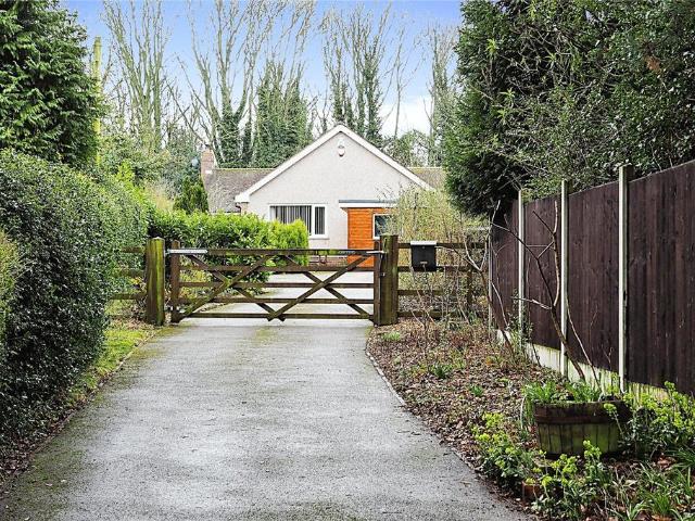 Bungalow for sale in Whyburn, Hucknall