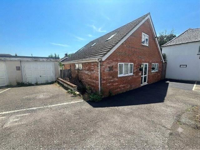 Bungalow for sale in Frindsbury