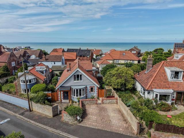 Bungalow for sale in Comers, Norfolk