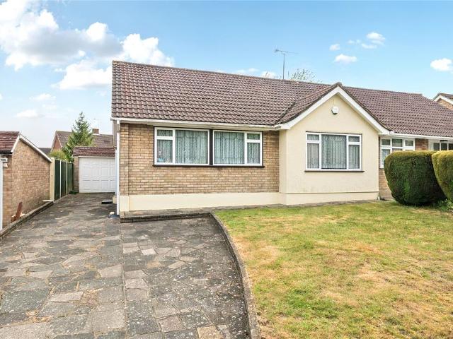 Bungalow for sale in Tubbenden, Greater London