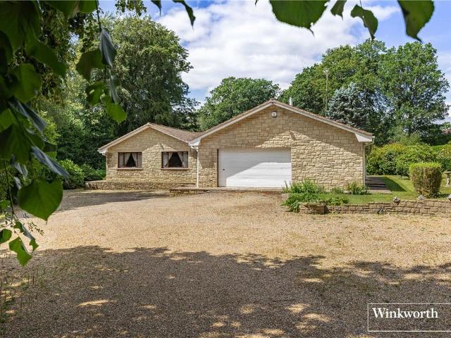 Bungalow for sale in Sunningdale