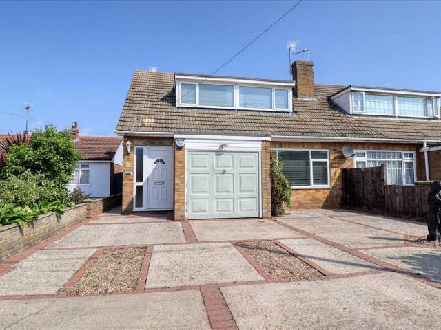 Bungalow for sale in Dale Hill, Essex