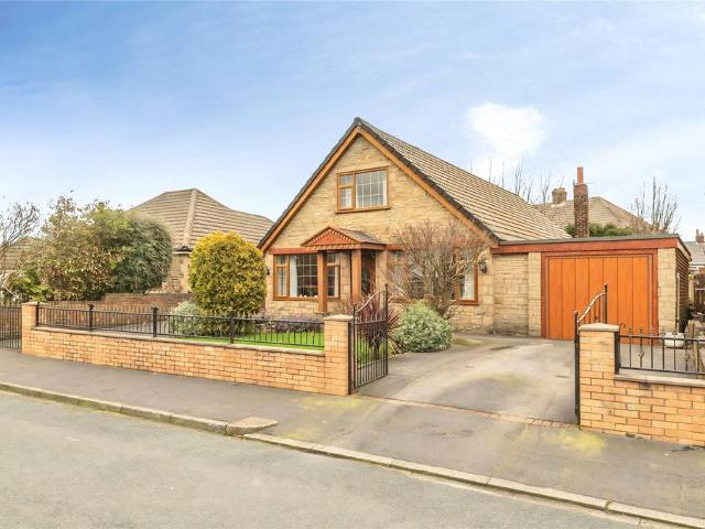 Bungalow for sale in Hanging Heaton, Dewsbury