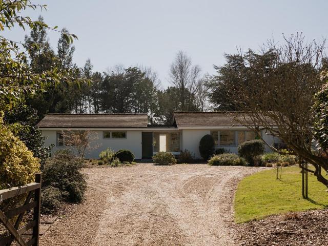 Bungalow for sale in Eastbridge, Suffolk