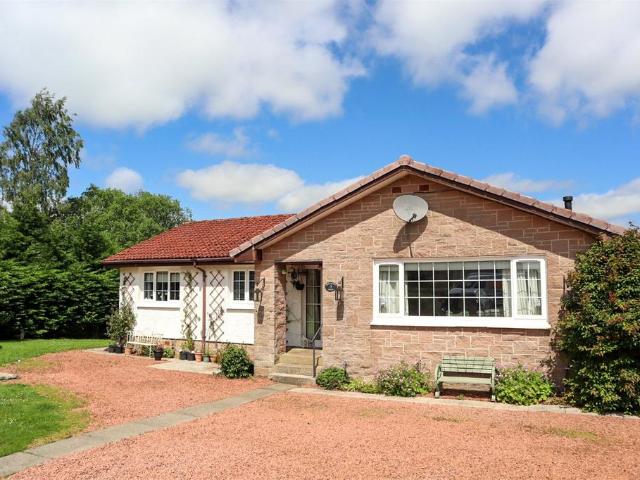 Bungalow for sale in Cleghorn, Scotland