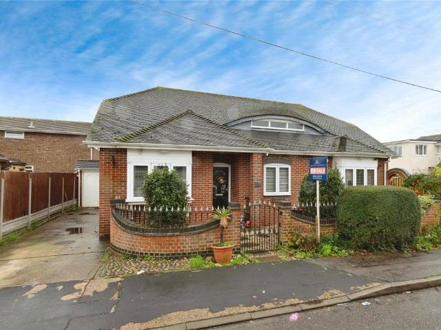 Bungalow for sale in Canvey Island
