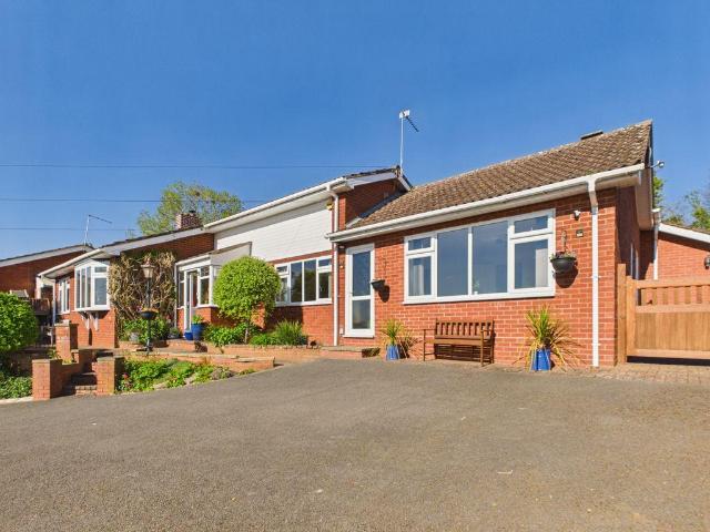 Bungalow for sale in Highley, Shropshire