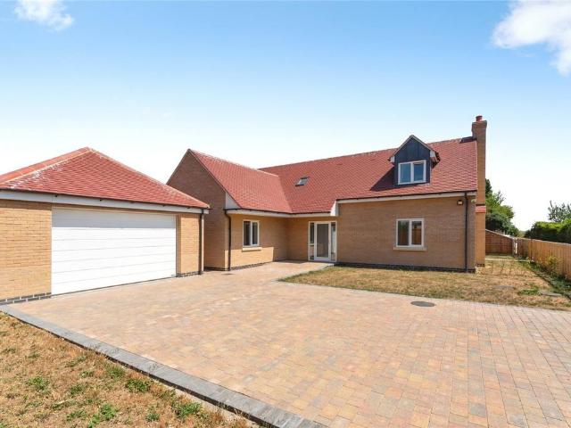 Bungalow for sale in Arrington, Cambridgeshire