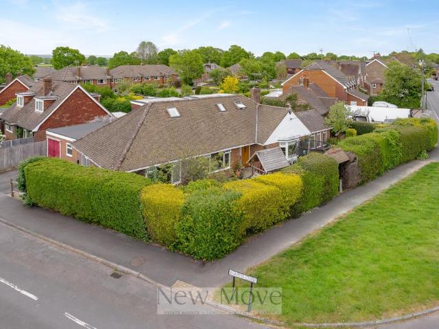 Bungalow for sale in Perryfields, West Sussex