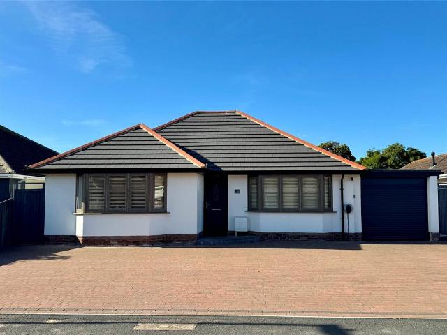 Bungalow for sale in Old Milton, Ashurst Bridge