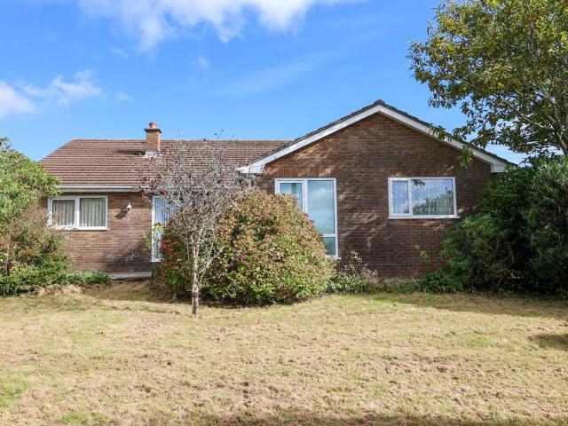 Bungalow for sale in Hendra, St Dennis