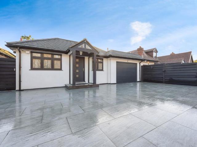 Bungalow for sale in West Ewell, Ewell