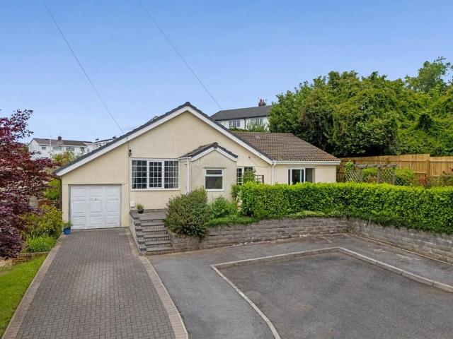 Bungalow for sale in Bryncae, Wales