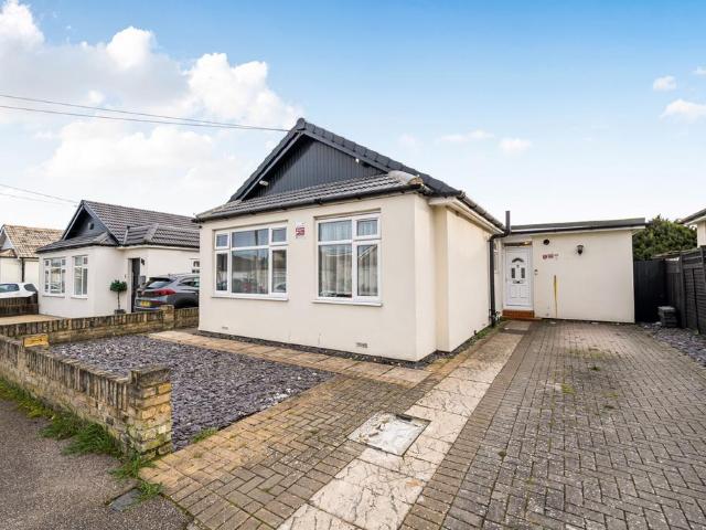 Bungalow for sale in Welling, Greater London