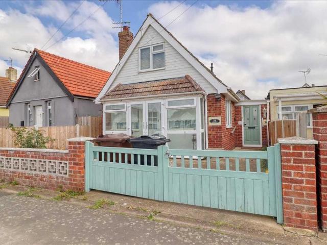 Bungalow for sale in Dale Hill, Essex