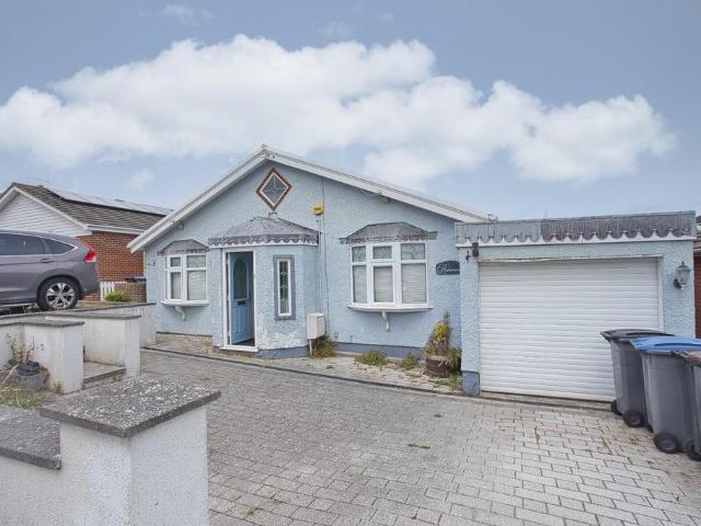 Bungalow for sale in Ash, Kent