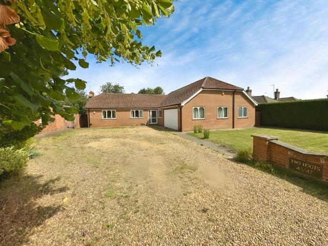 Bungalow for sale in Holbeach CP, Gosberton Clough