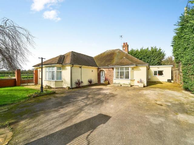 Bungalow for sale in Haughton, Baswich