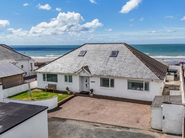 Bungalow for sale in Tywyn, Wales